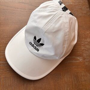 NWOT Adidas White Cap with Black Logo and Black Stripes